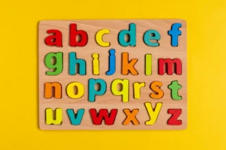 mainan huruf abjad